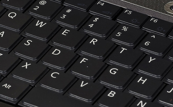 微软高管放惊人之语:还用全键盘就OUT了